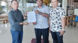 Ketua Projo Bangka Serahkan Surat Dukungan untuk Mulkan-Ramadian, Siap Berjuang di Pilkada