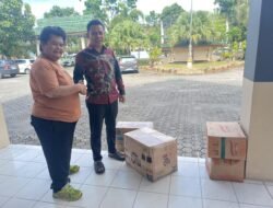 ANDRE POLITIK GROUP SERAHKAN BANTUAN UNTUK KORBAN BANJIR SUMATERA KE DINSOS BABEL,DITERIMA LANGSUNG KADIS DINSOS BABEL