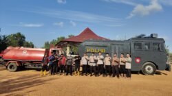 Call Center 110 Respon Cepat, Tim Pamapta III Polres Bangka Tengah Bergerak Tangani Kebakaran Lahan di Kawasan Pantai Sumur 7–Pantai Alew